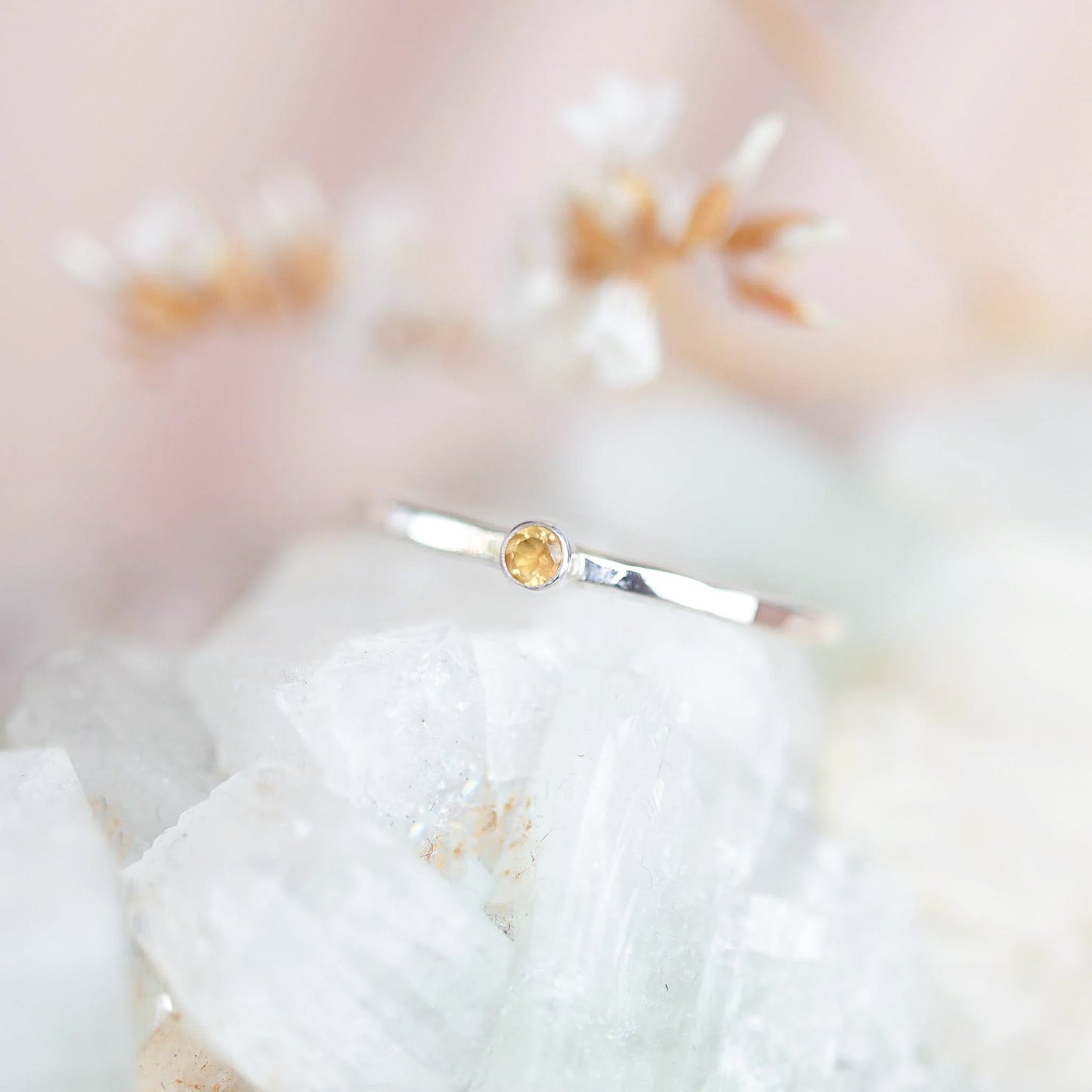 Round Citrine Ring