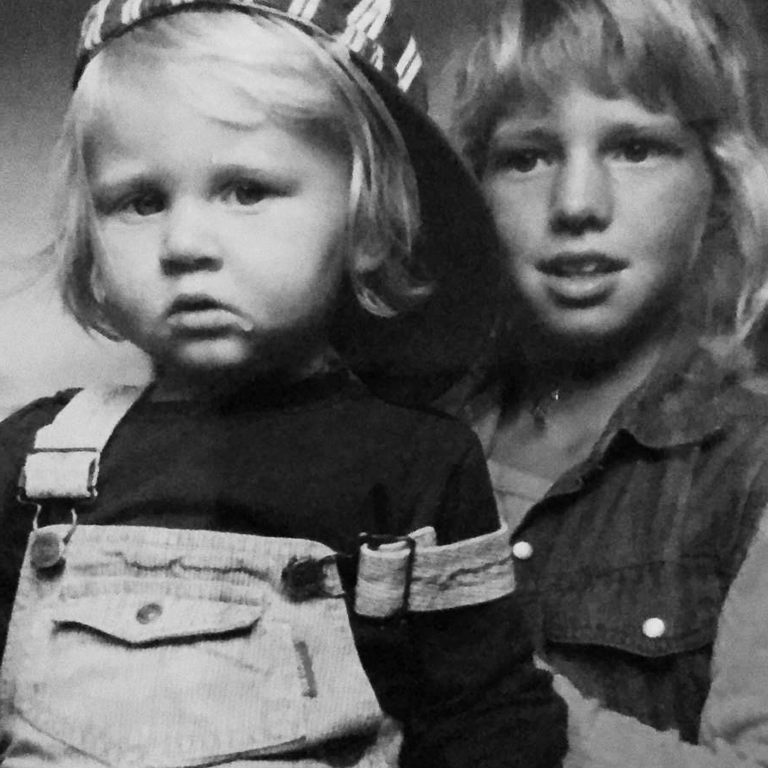 Childhood photo of Sara, founder of ISH Jewellery, with her cousin Mandy, who handcrafts all the jewellery.